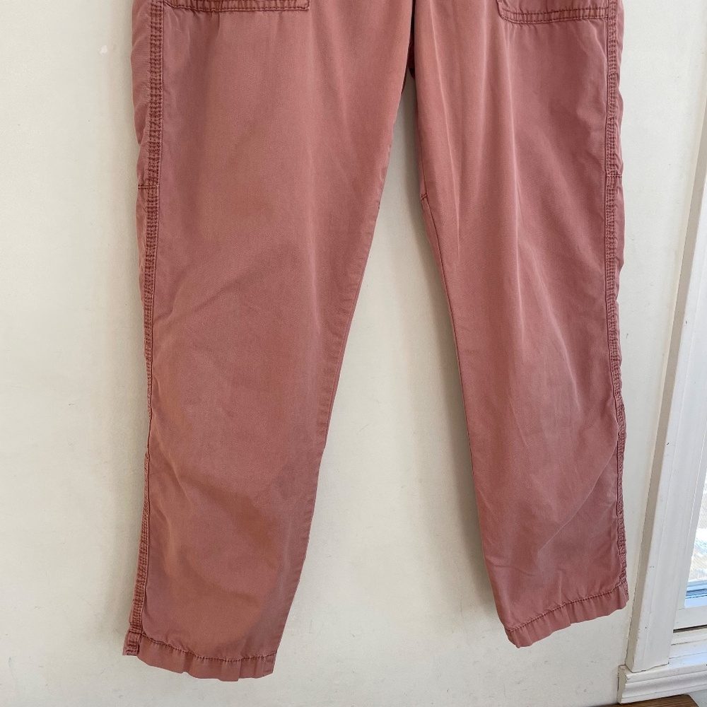 Madewell | dusty rose camp stitch slouch straight crop utility cargo pant chino - Picture 3 of 15